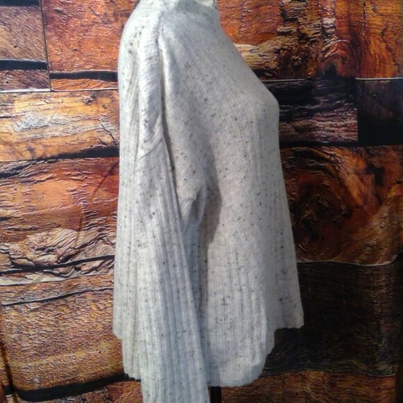 Old Navy Women's Grey Variegated Thread Long Sleeve Sweater (M) - Picture 3 of 9